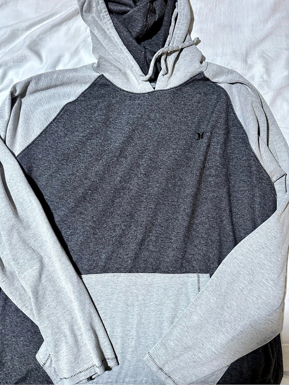 Hurley Color Block Hoodie in Gray XL Like New